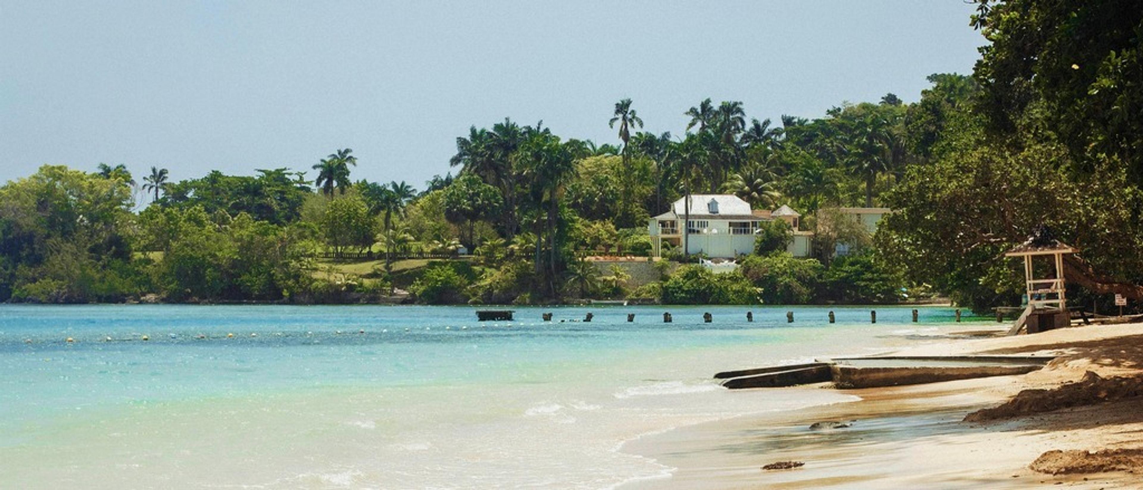 Jamaica 🍹 at £400/€641 rtn