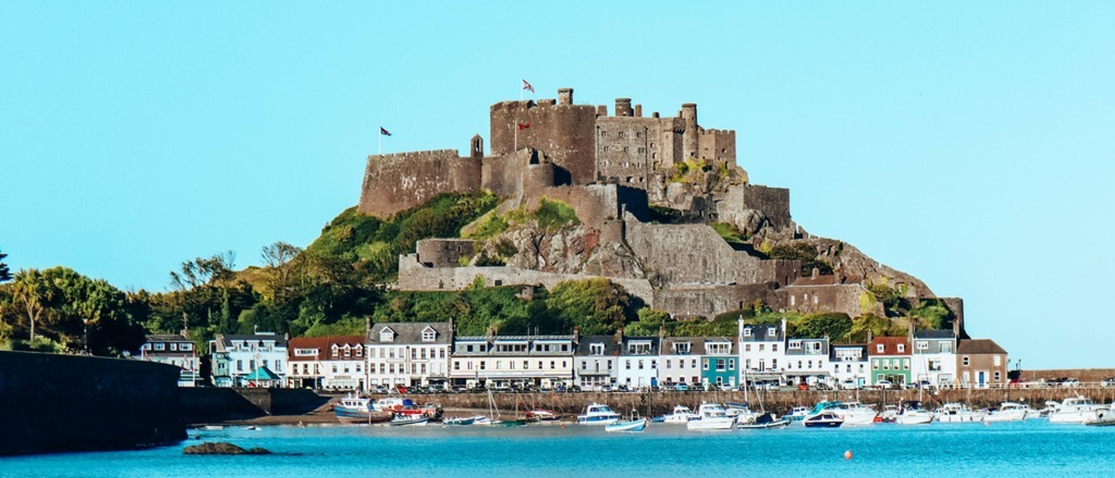 Jersey ⛵️ at £38-£47 rtn from Glasgow