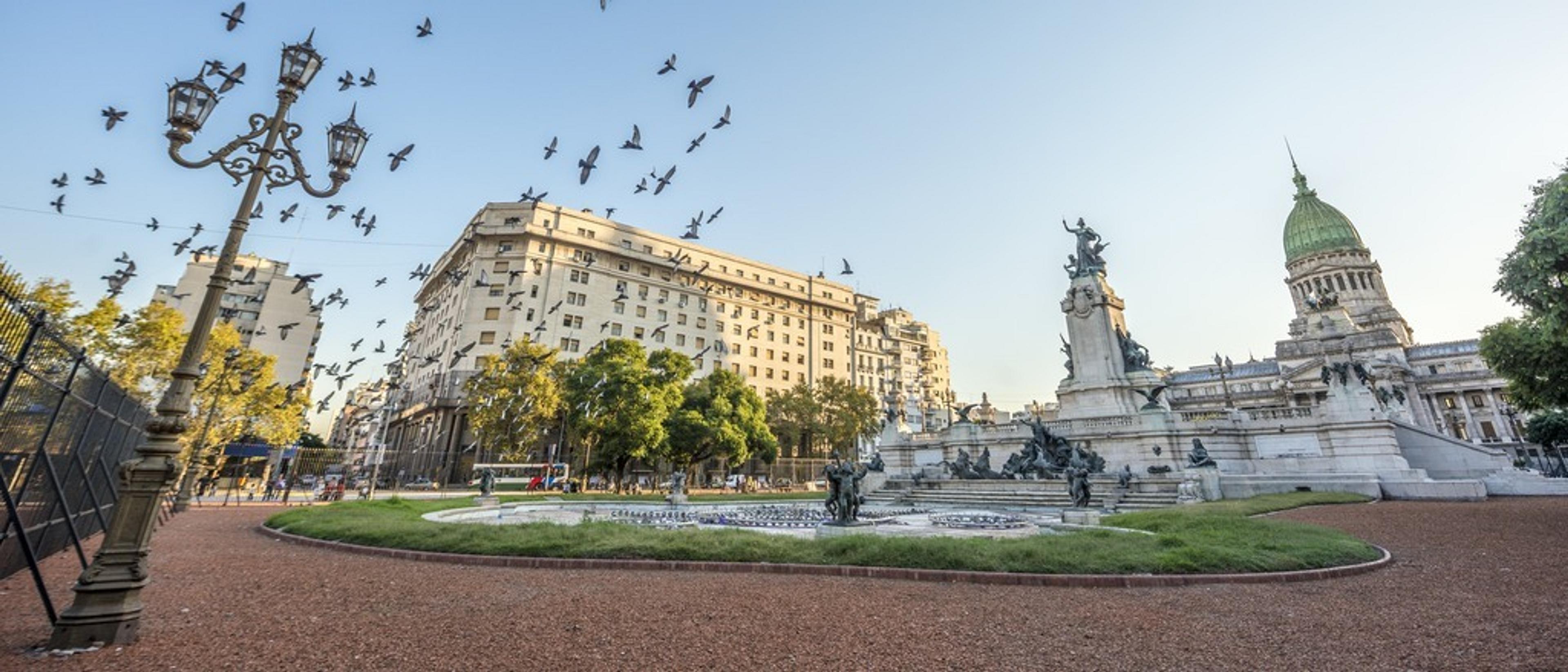 Buenos Aires  in £640s-£720s/€800s-€840s rtn 