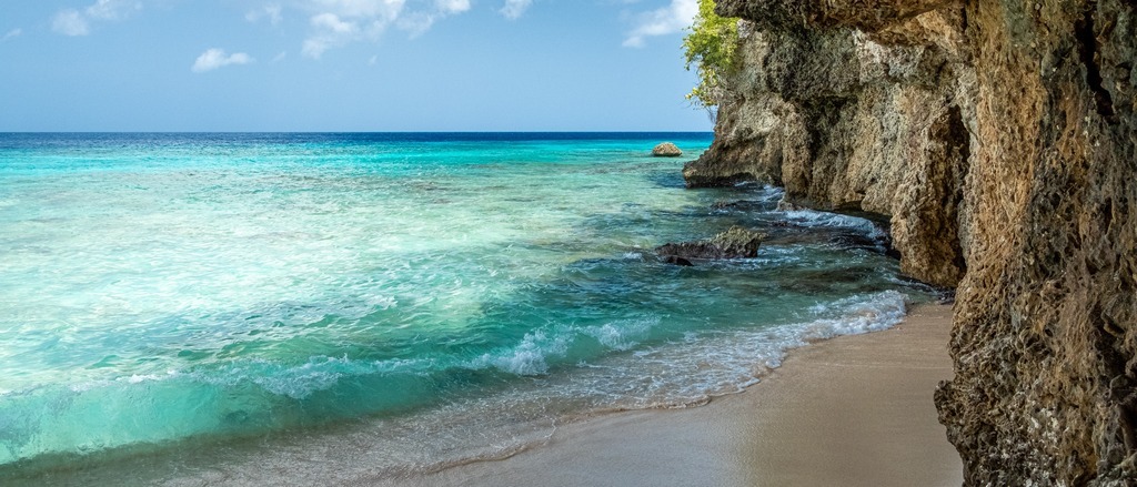 Curaçao 🤿 in $460s-$650s RT