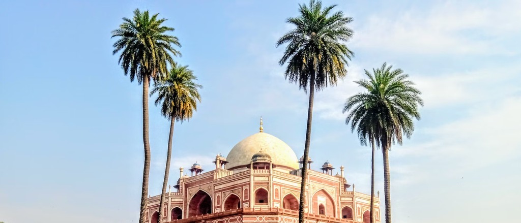 New Delhi ☀️ at £399 rtn