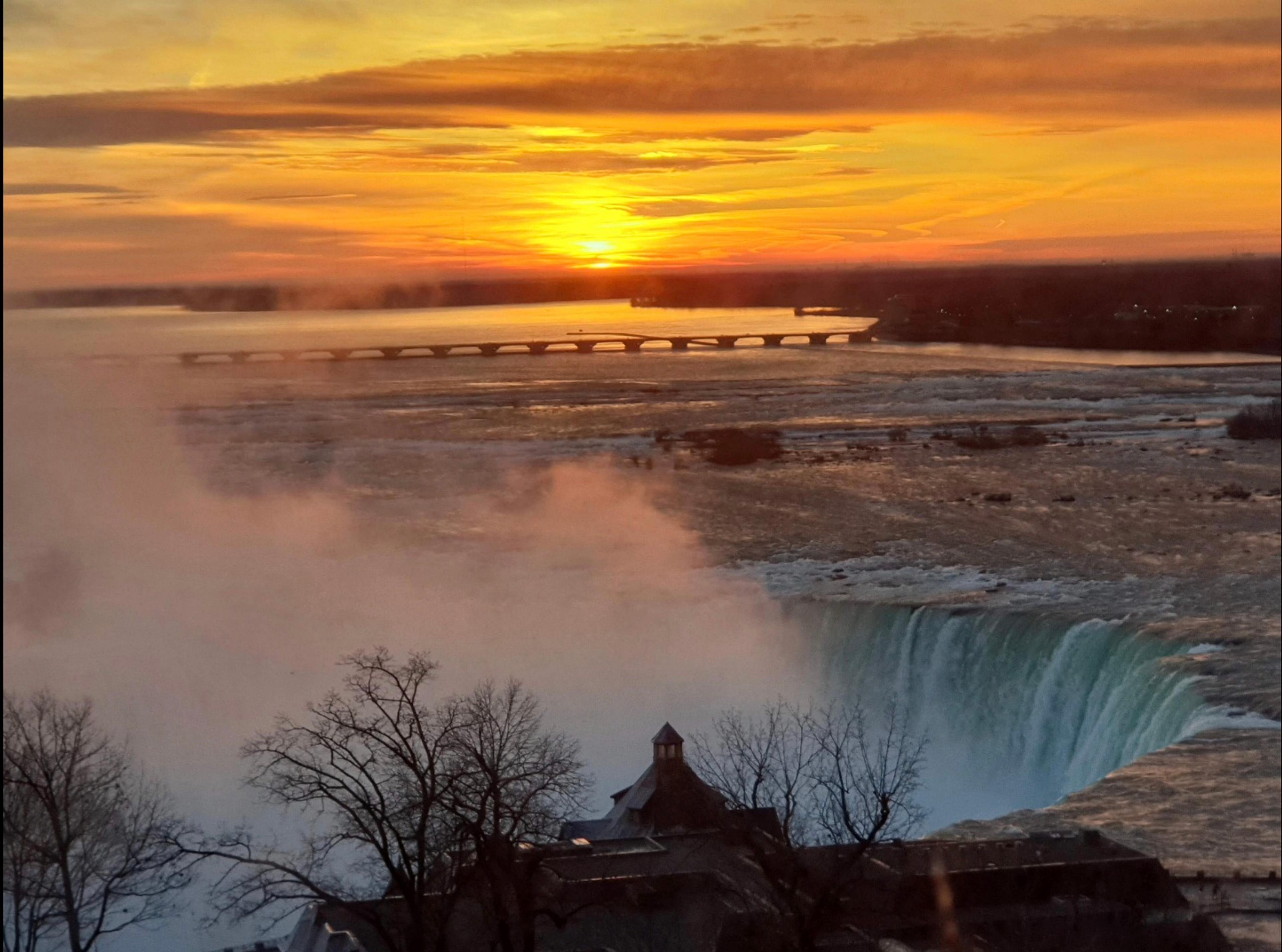 Sunrise over Niagara Falls