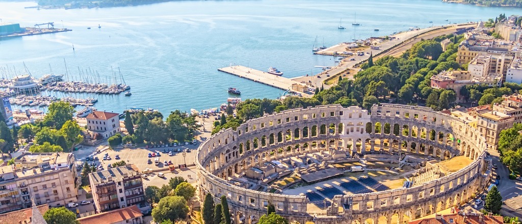 Pula, Croatia ☀️ at €98 rtn