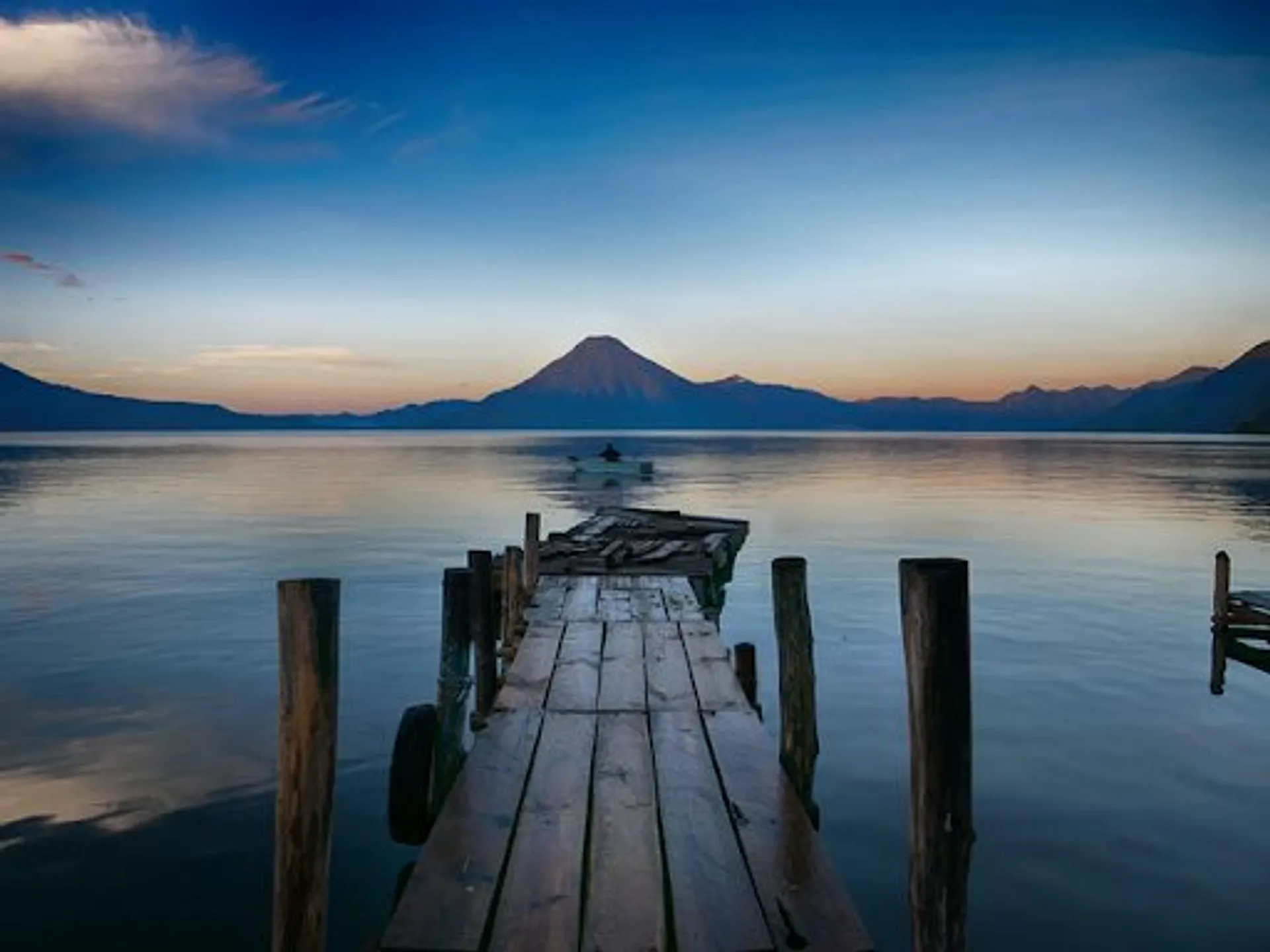 https://unsplash.com/photos/Lej_-3cke2c