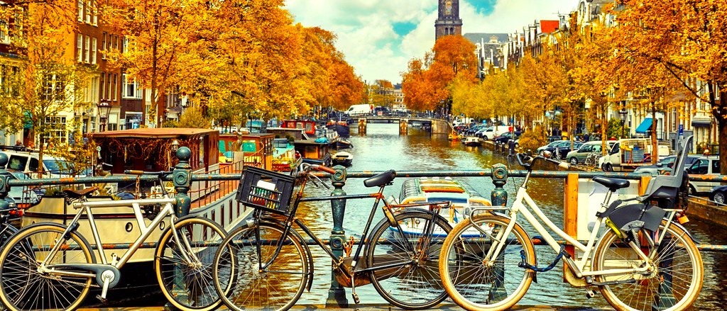 Amsterdam  in $590s-$890s RT