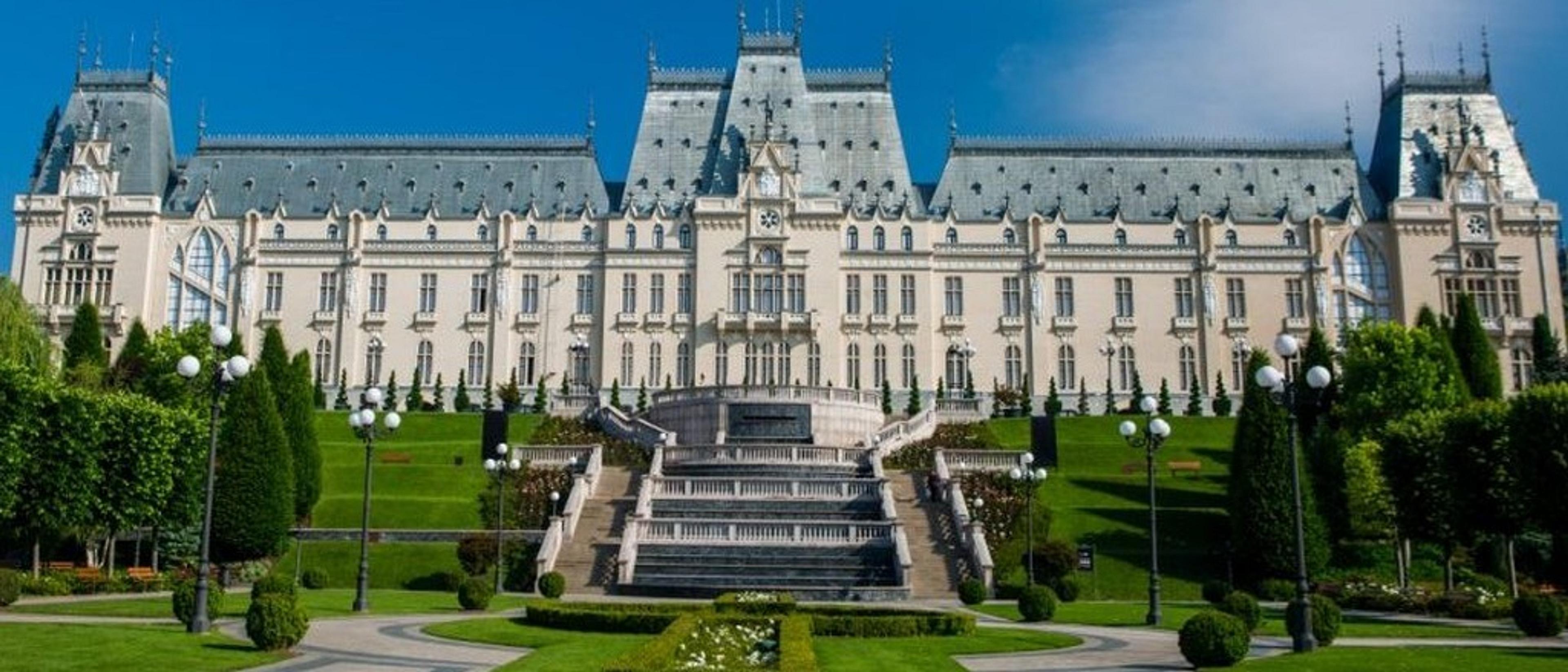 Iași 🌳 at €81 rtn from Billund 