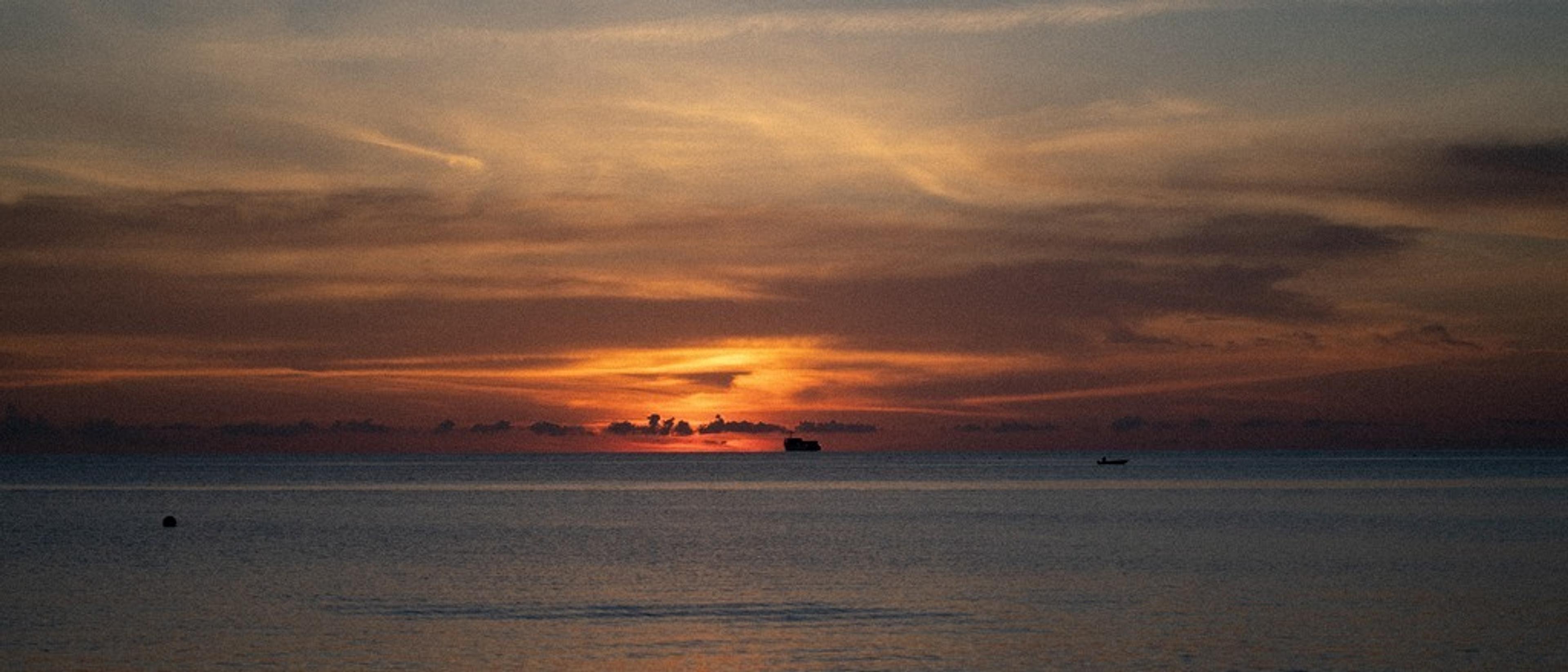 🐡 Grand Cayman at $457 RT from Quebec