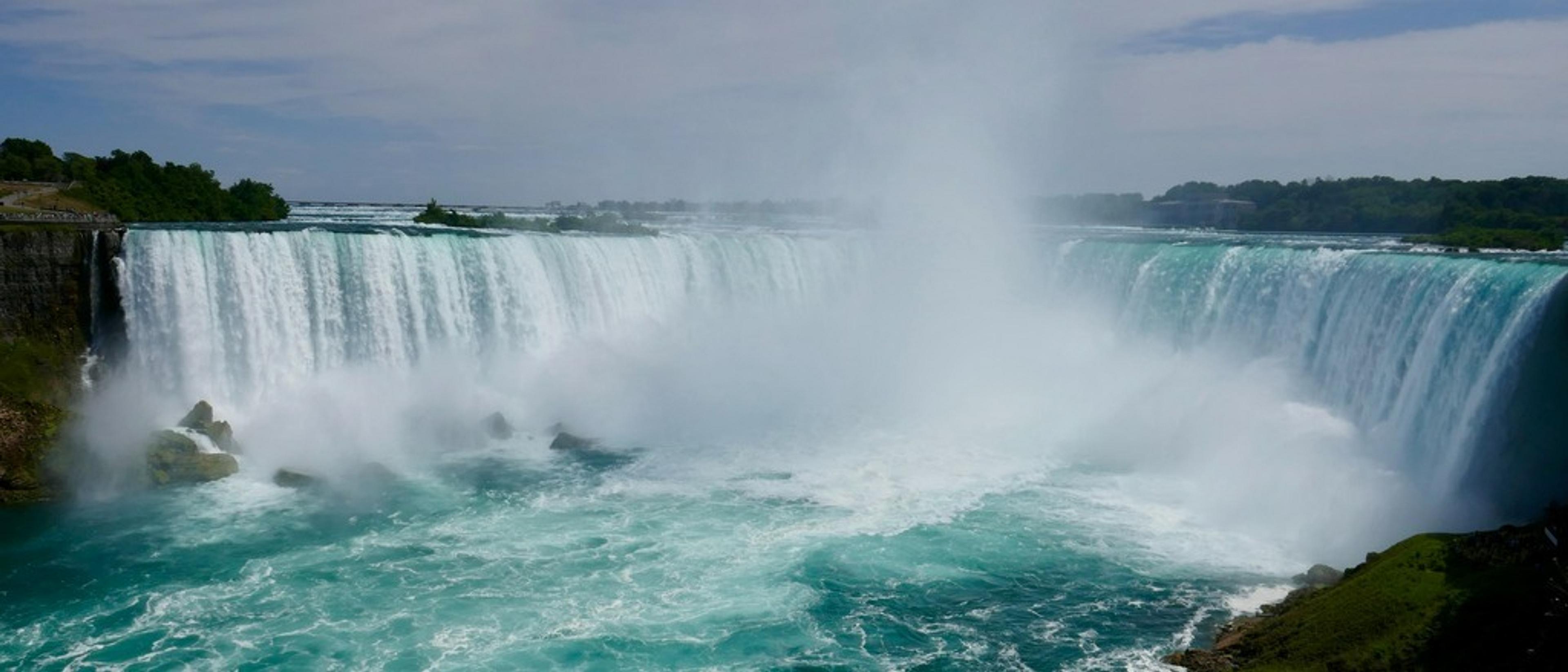 Buffalo and Orlando 🏙️ in €430s-€470s rtn