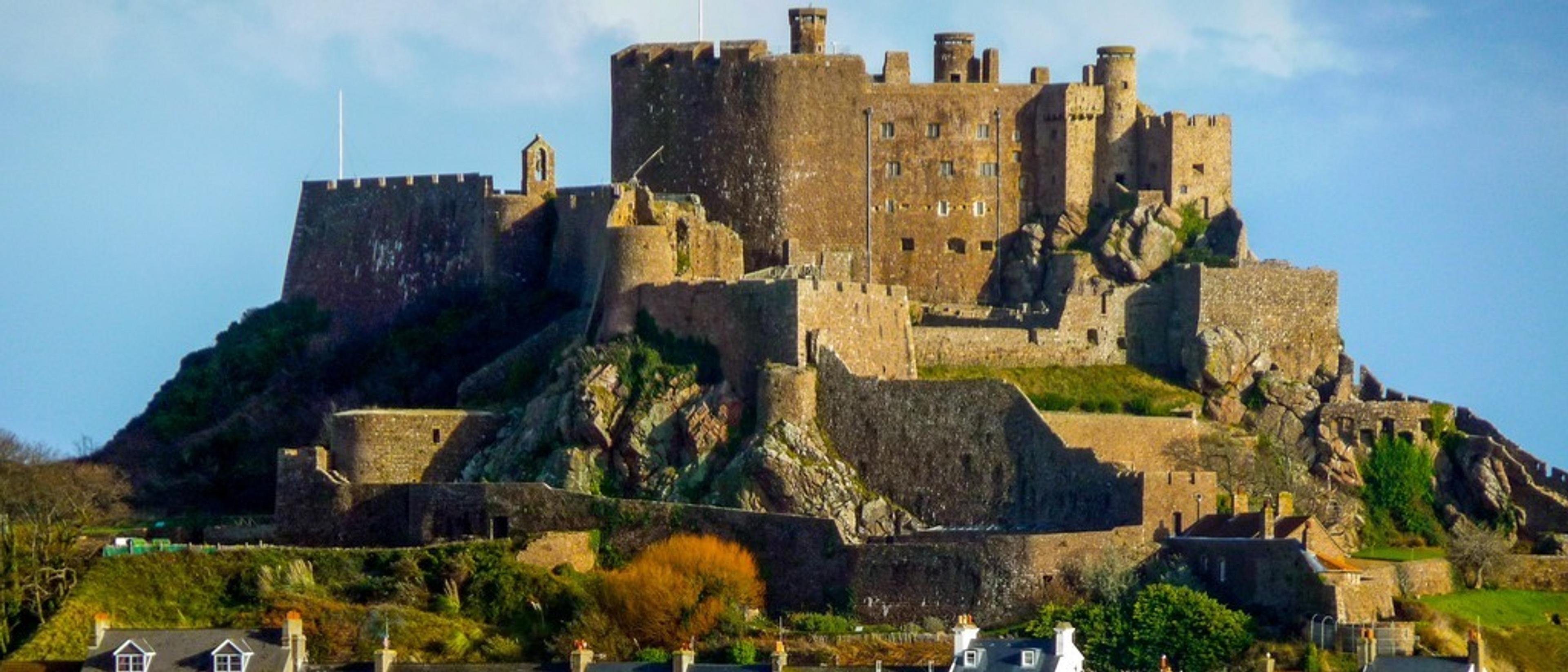 Jersey 🏰 at £56 rtn from Birmingham