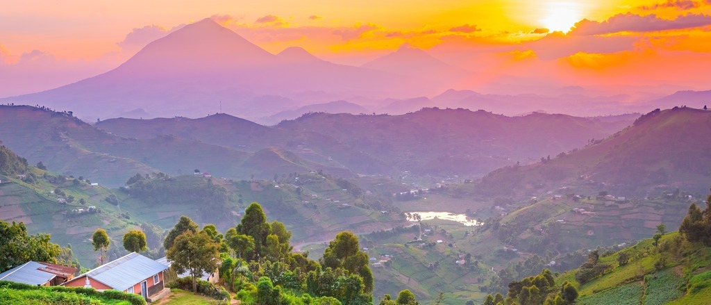 Uganda  in $860s-$890s RT