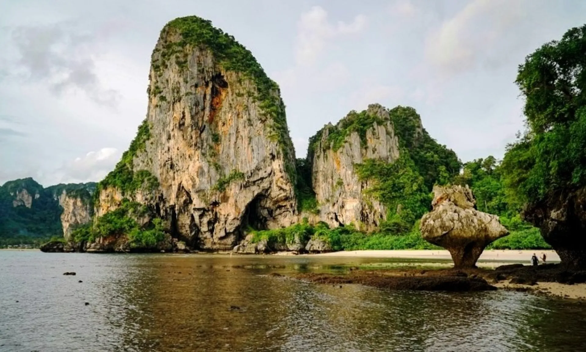 Thai beach with large natural rocks