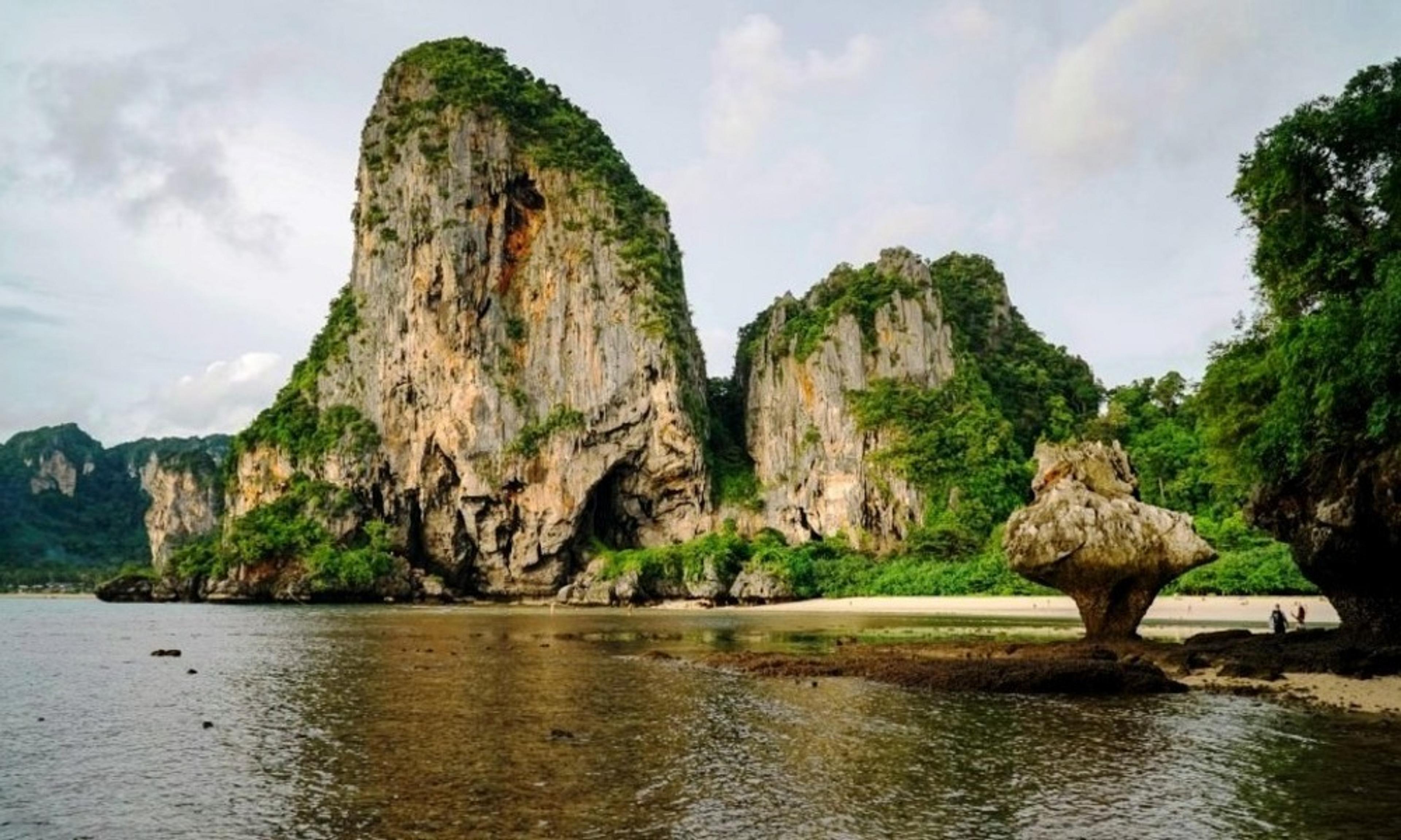 Thai beach with large natural rocks
