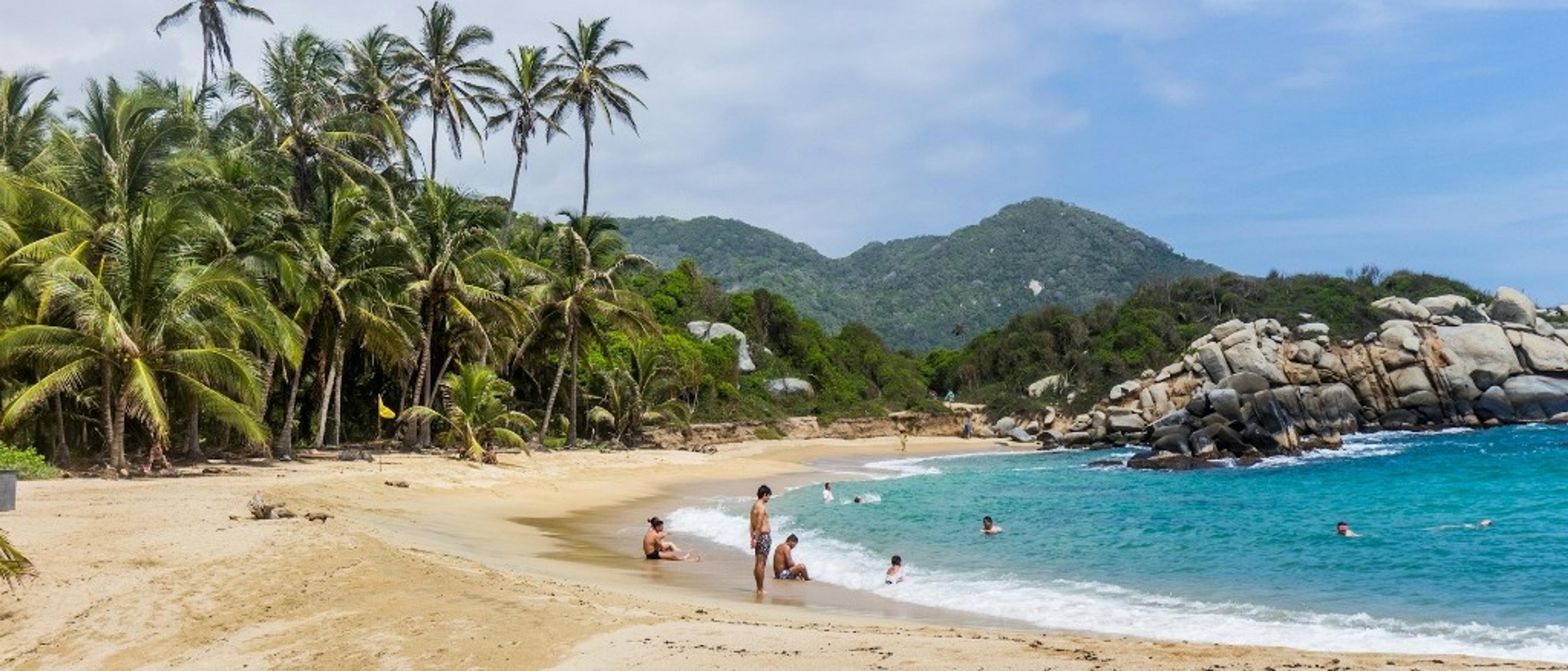 Colombia 🏝️ at $376 RT 