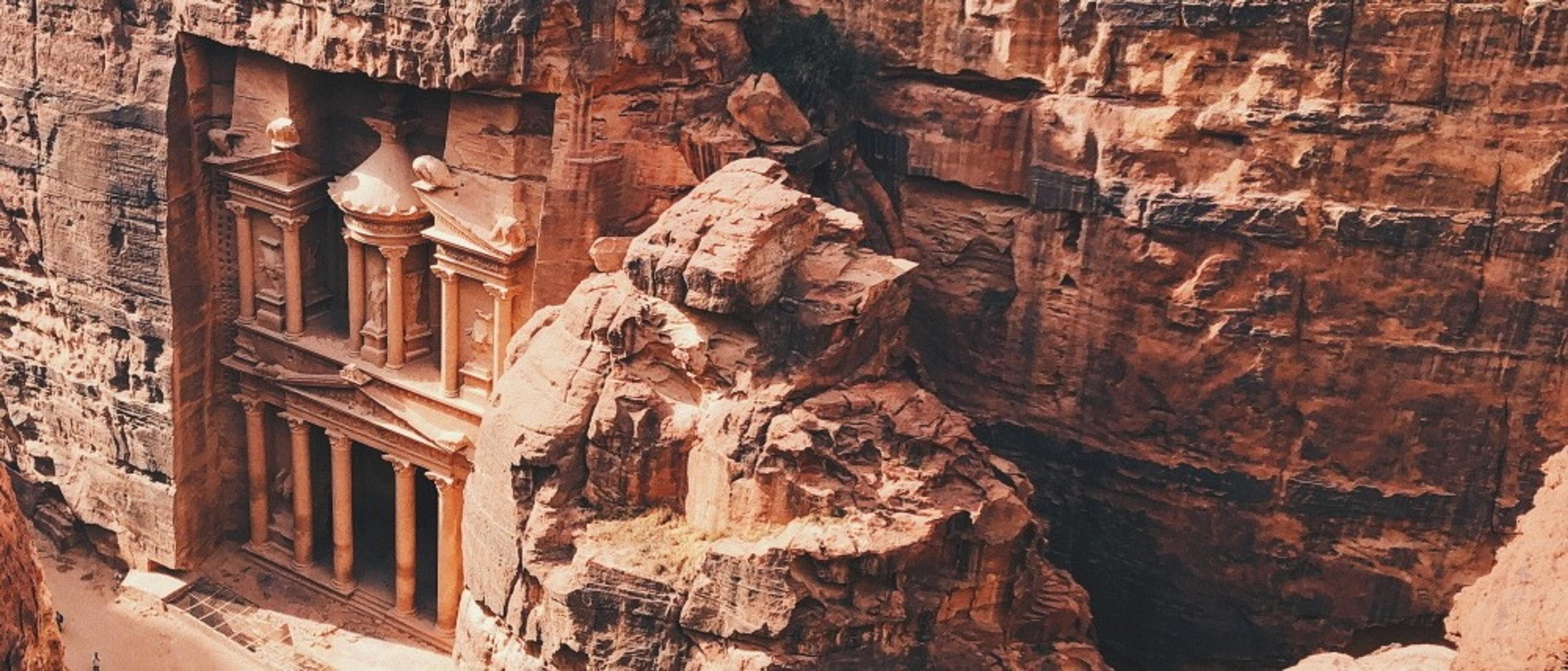 Amman, Jordan  at €2670 rtn