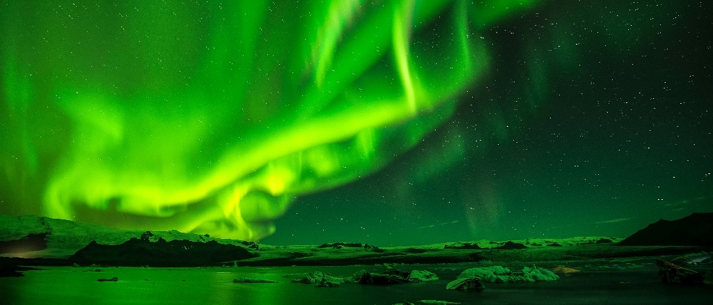 Iceland, Canada & the USA ❄️ in £110s-£480s/€150s-€420s rtn