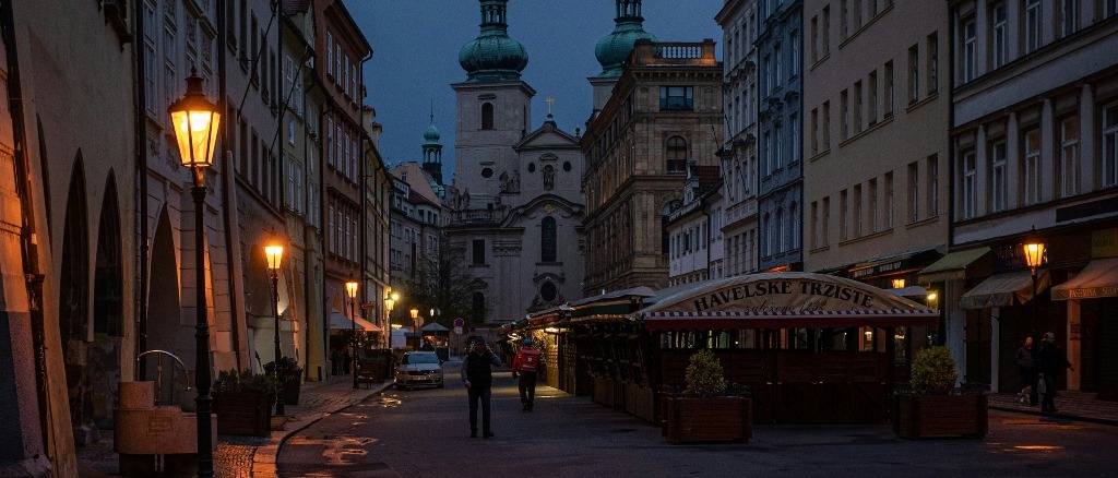 Quebec  in $170s-$350s RT