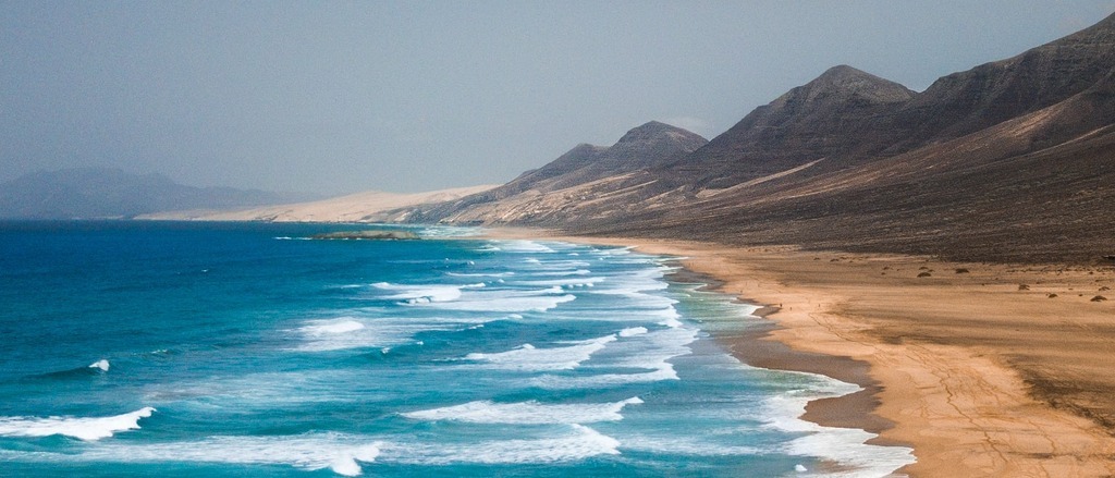 The Canary Islands 🐬 in €40s-€90s rtn