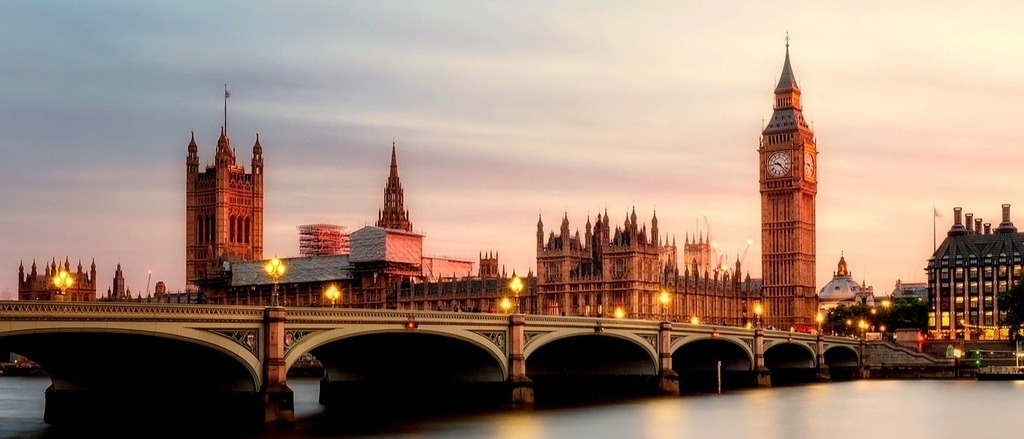 London 💂🏻 in $580s-$690s RT