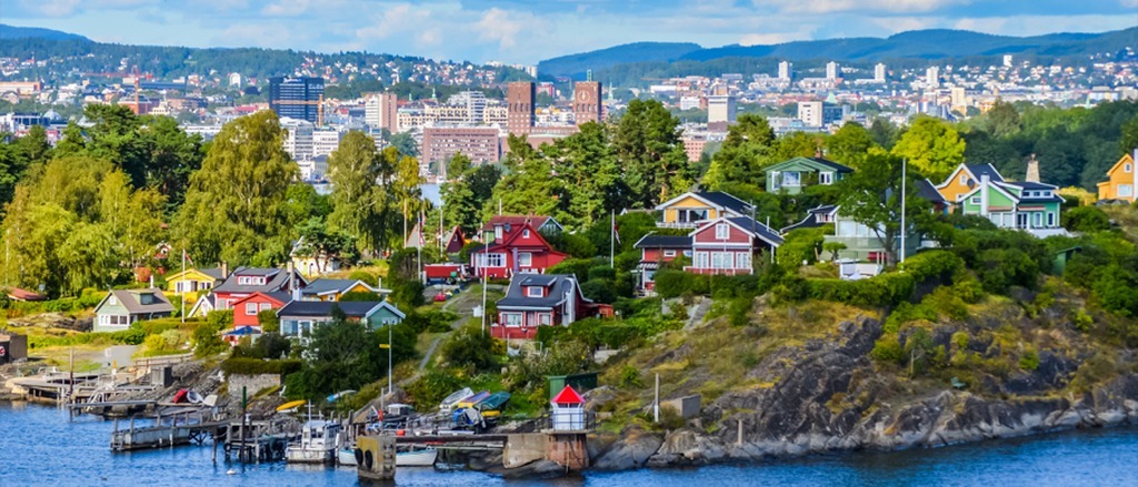 Oslo ⛰️ in €80s rtn 