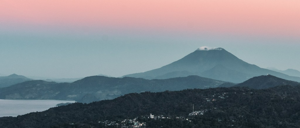 El Salvador  in $440s-$550s RT  