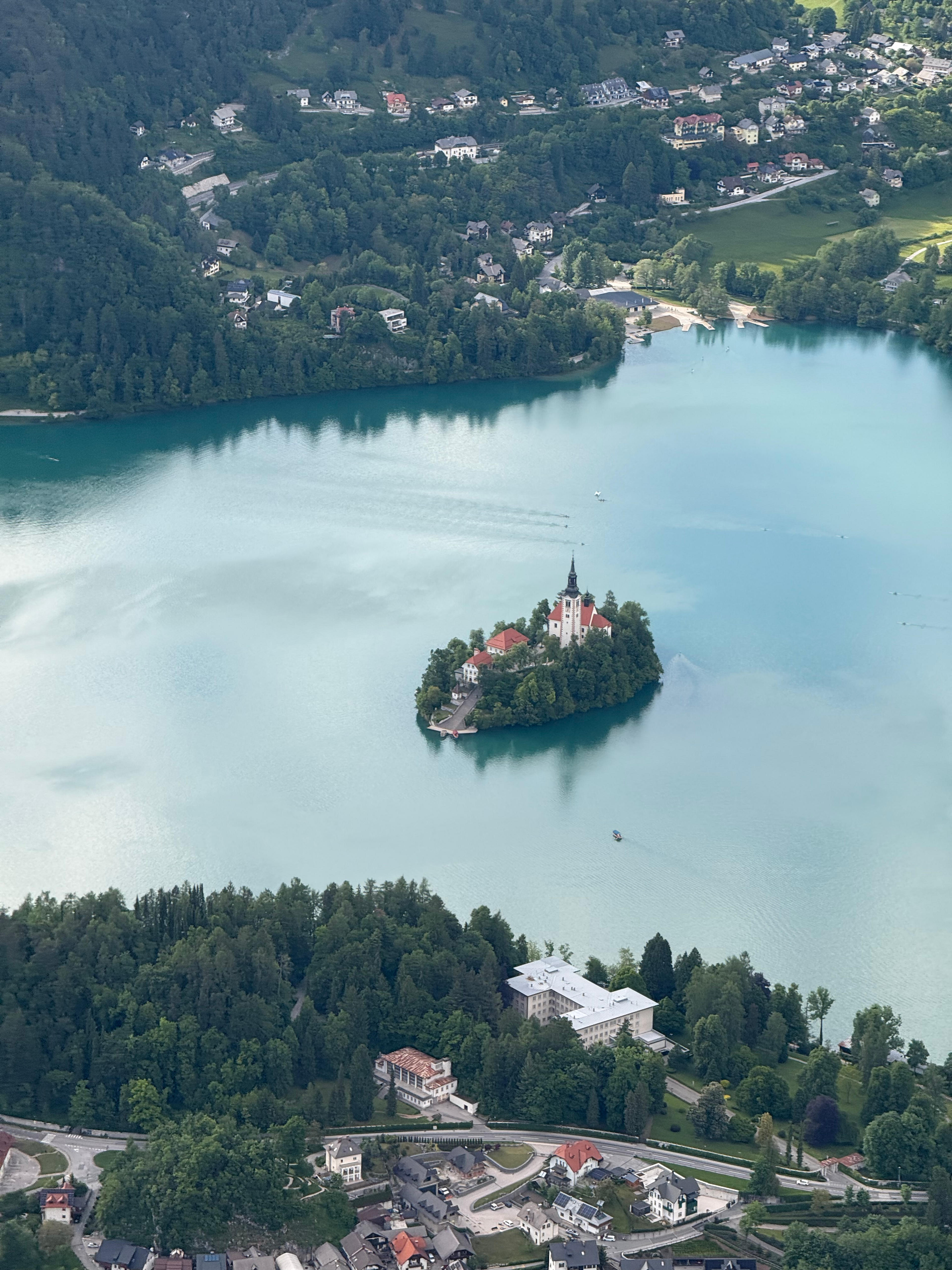 How solo travel in Korea became and epic flight over Lake Bled