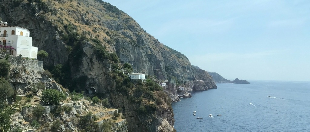 Amalfi Coast in 🍋 €70s-€90s rtn