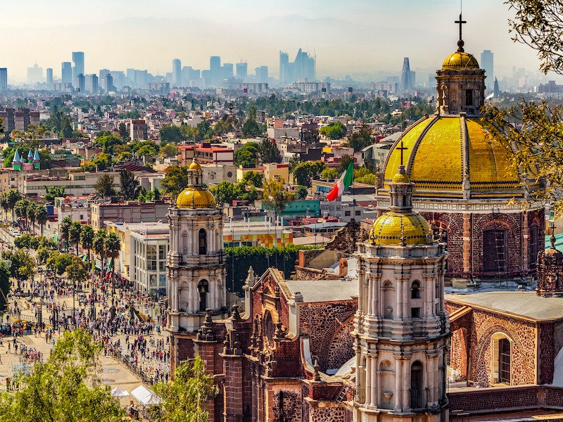 Church and houses of CDMX