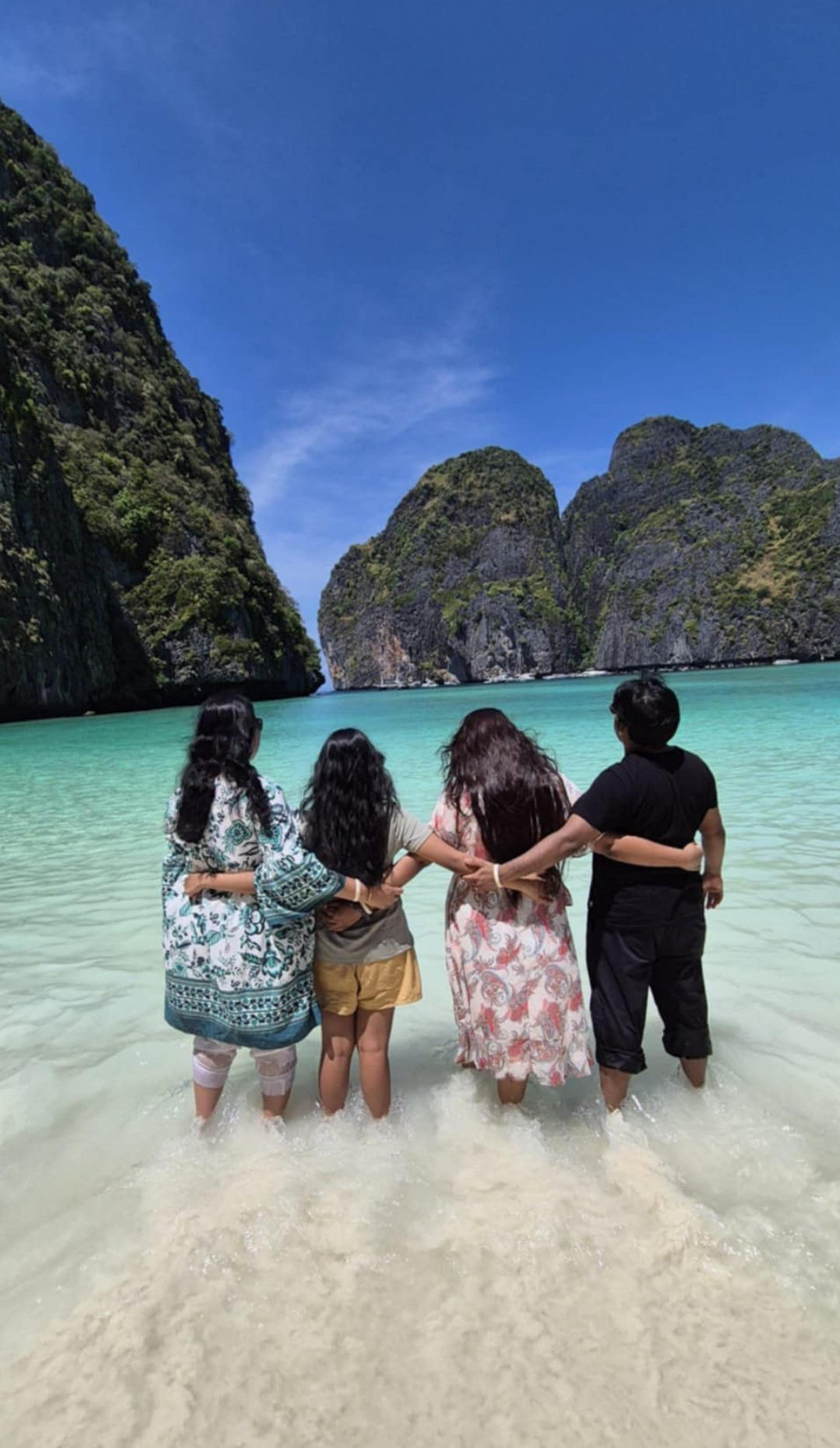 Postcard from Ferdous