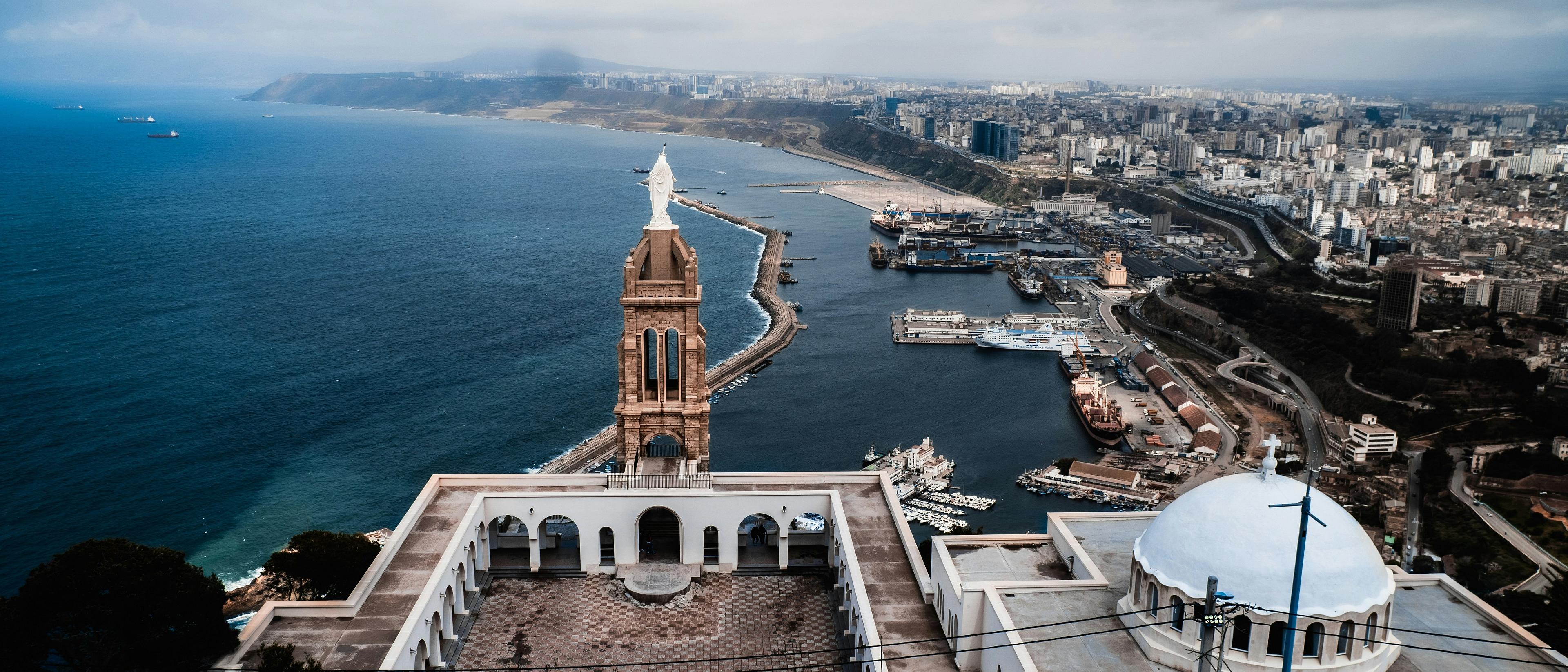 Oran 🏰 at €117 rtn from Paris Orly