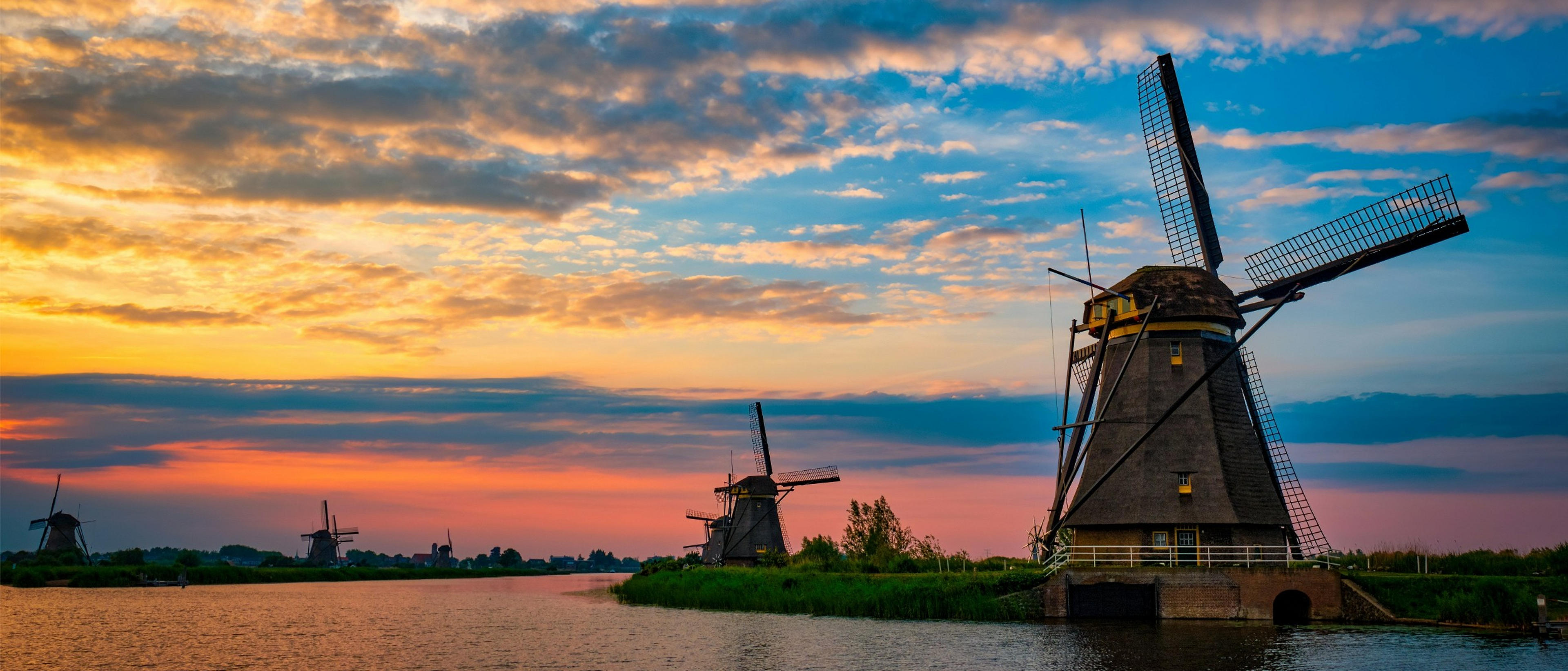 Amsterdam  in $760s-$780s RT