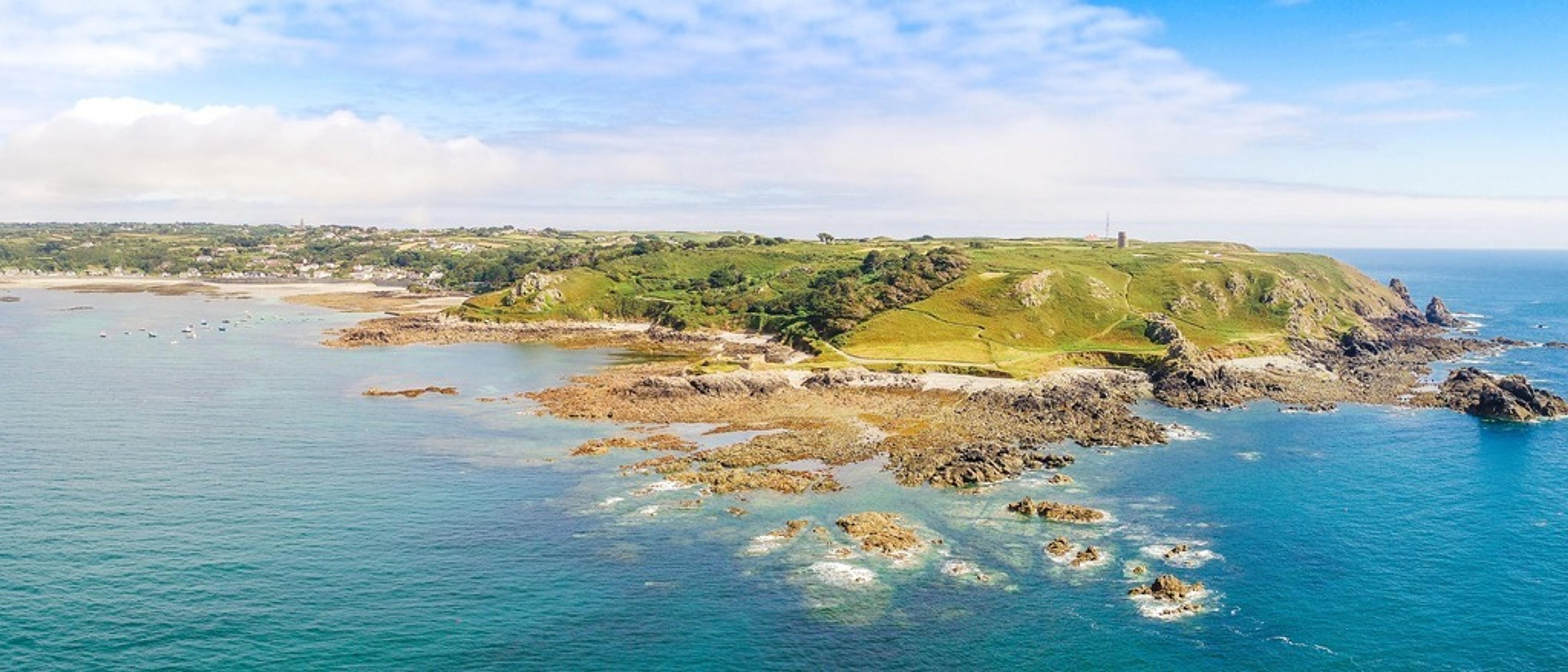 Guernsey ⛵ in £100s-£140s rtn
