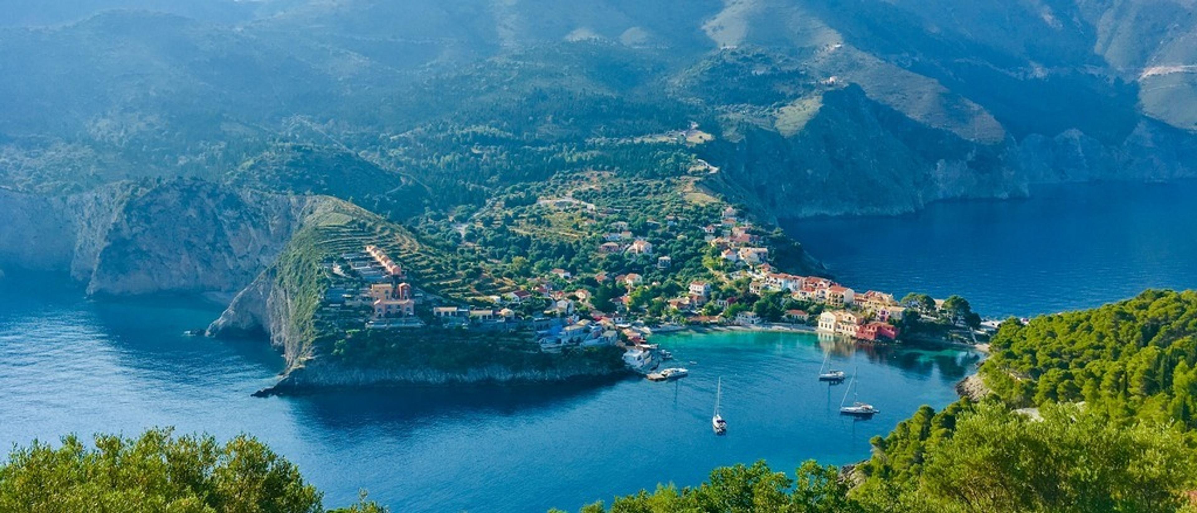Greece 🐚 in £90s-£120s rtn
