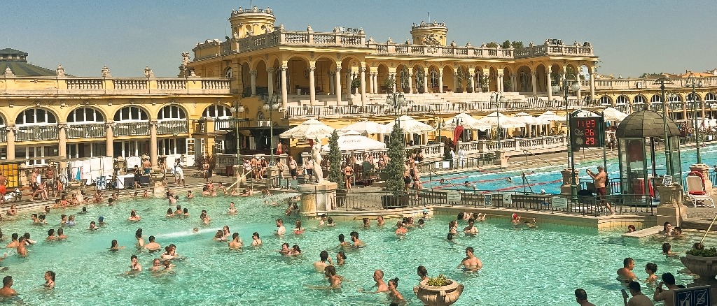 Budapest  in $740s-$770s RT