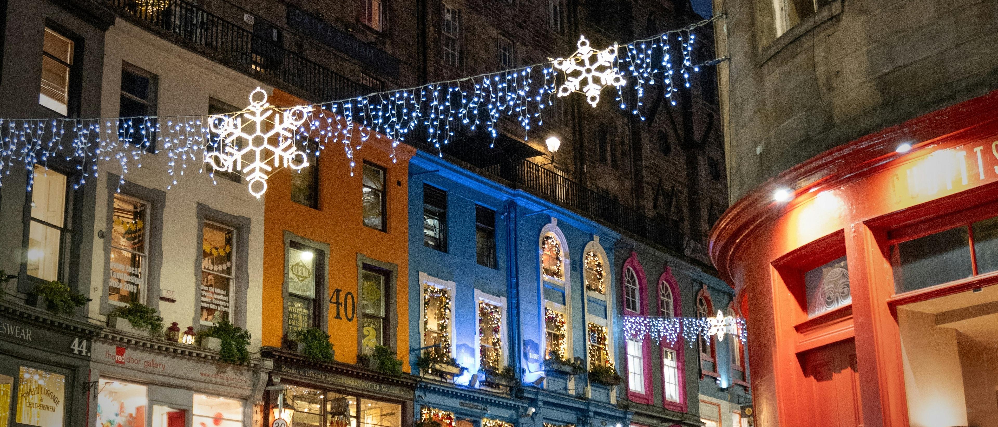 Edinburgh 🎄 in £20s-£60s & €30s-€60s rtn