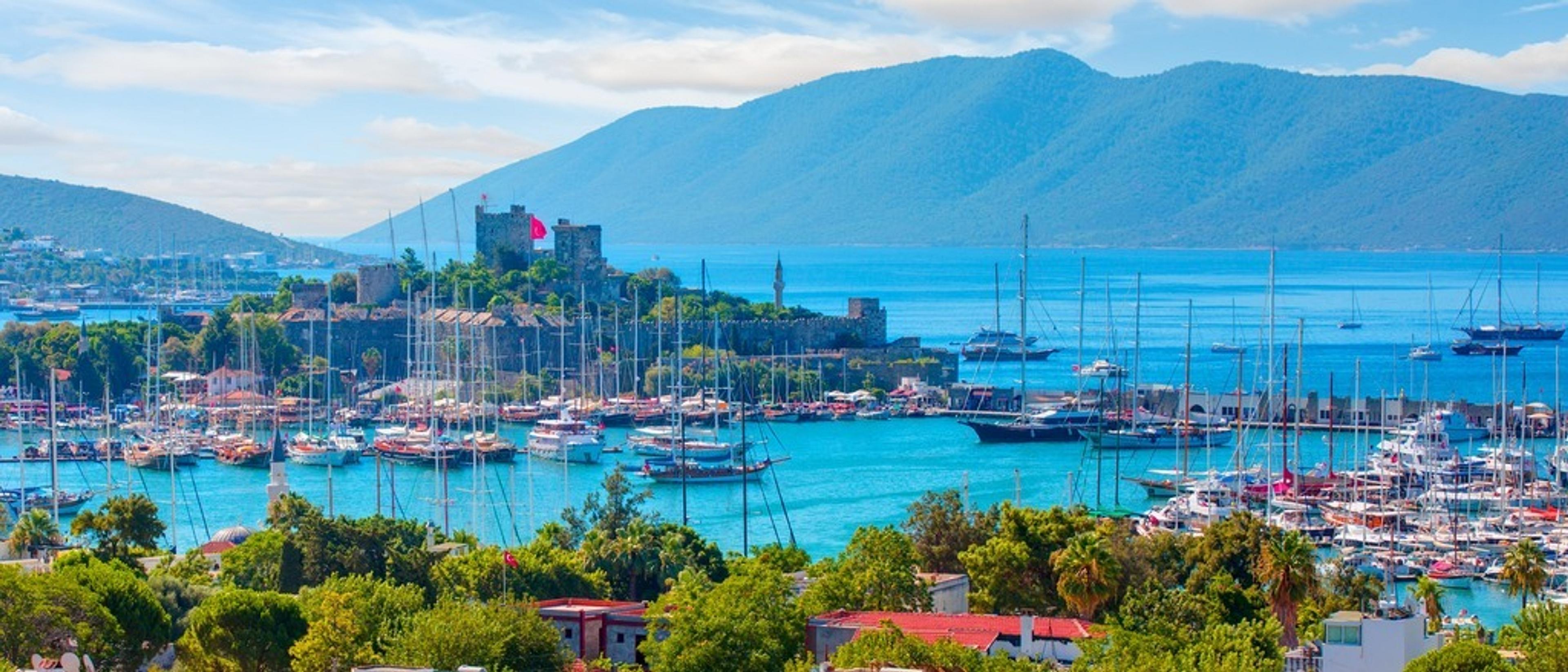 Bodrum 🏛️ in €120s-€150s rtn