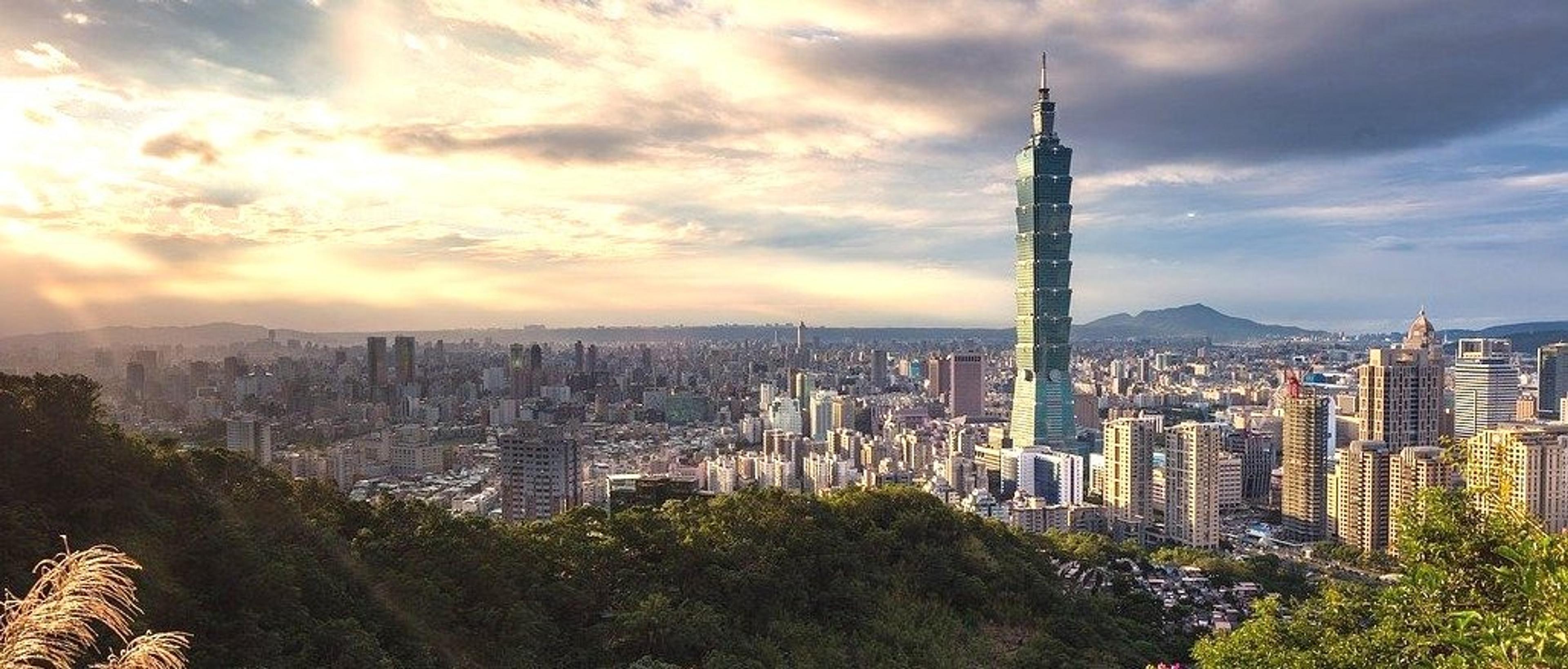 Taipei  in €550s-€570s rtn