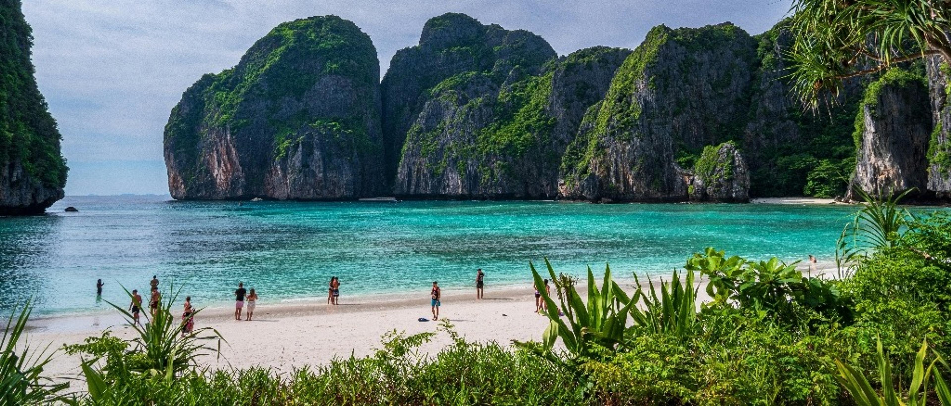 Phuket, Thailand 🐠 in €510s rtn