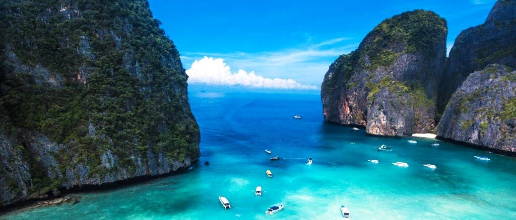 Manila and Phuket 🌴 in £350s-£380s rtn