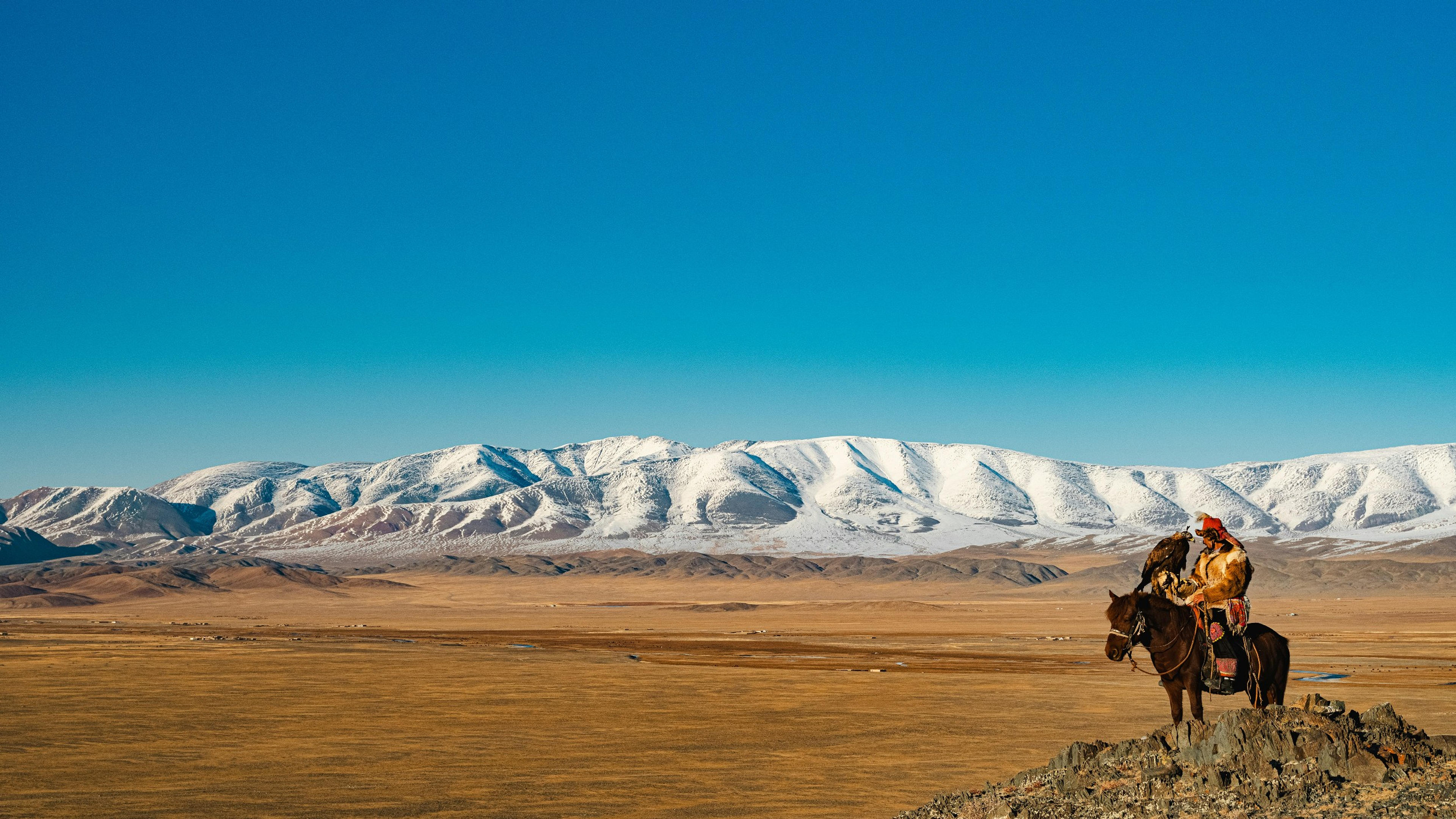 Mongolian hunter