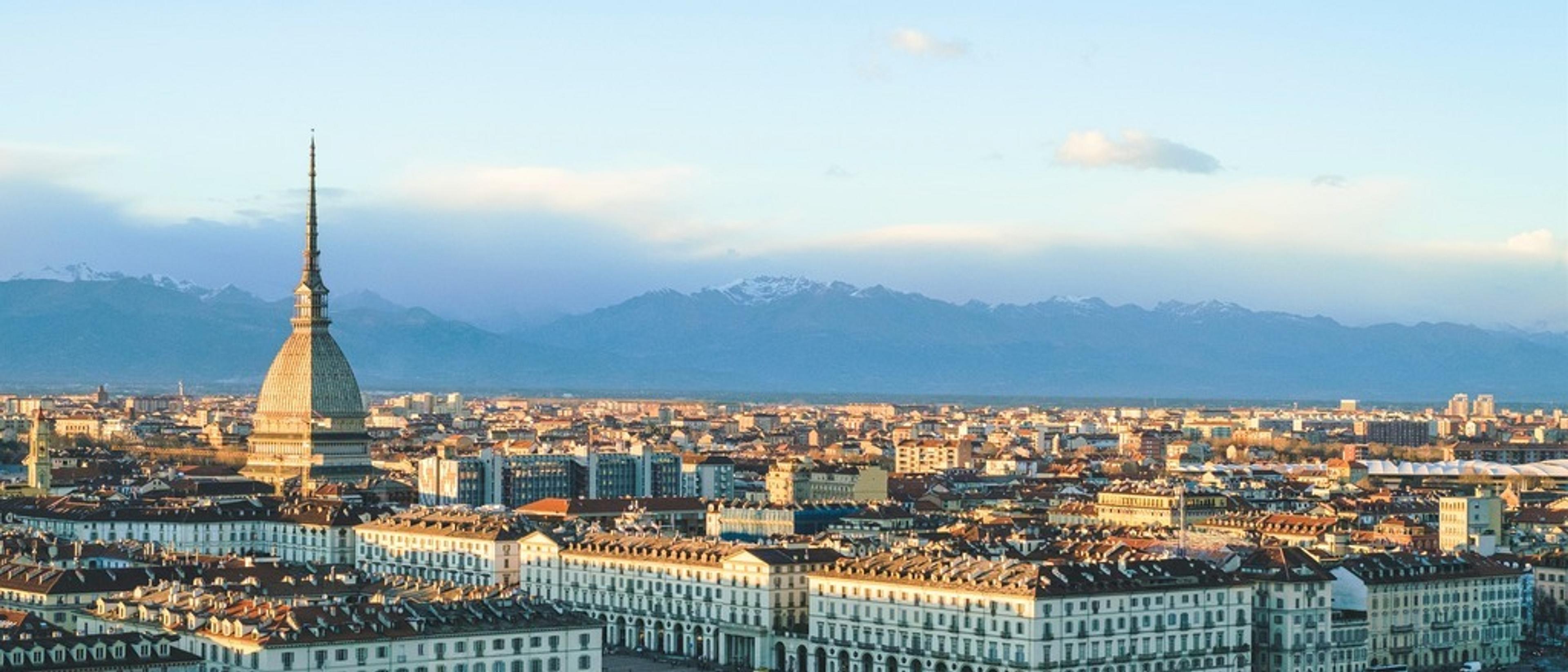 Around Italy 🛵 in $440s-$660s RT