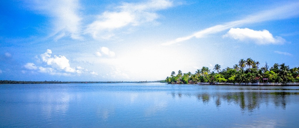 India & Tanzania  in €390s-€550s rtn 