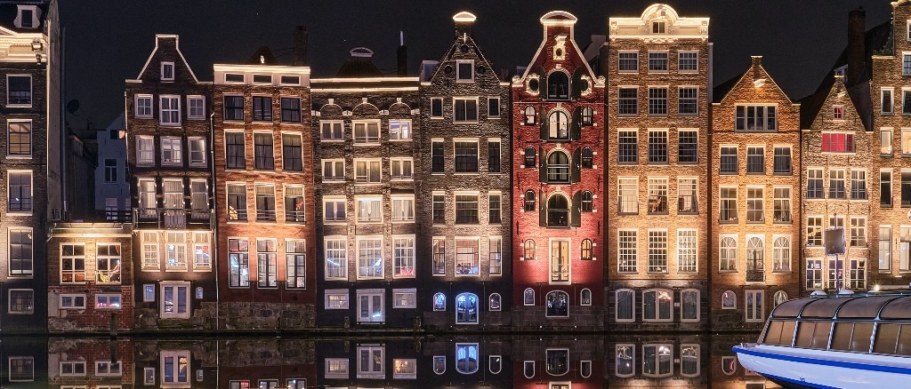 Amsterdam  in $560s-$580s RT