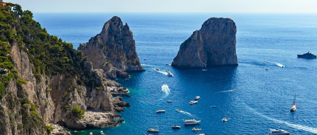 Salerno, Italy 🌊 in €50s-€80s rtn 