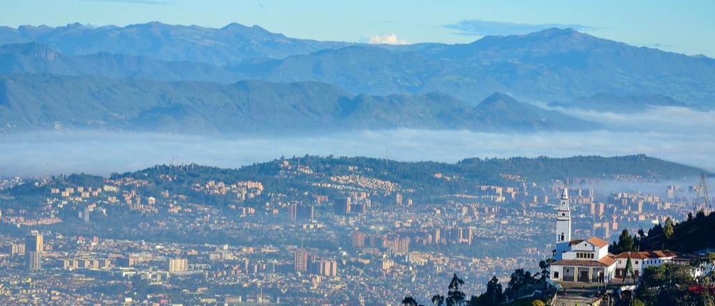Bogotá  in €960s-€990s rtn