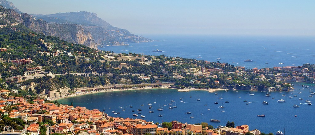 Across the world 🌎 in £70s-£980s/€80s-€580s incl. prem eco & business