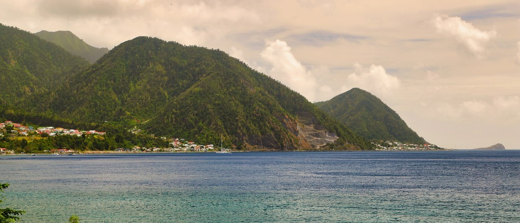 New York/Philadelphia to Dominica  in $290s-$340s RT
