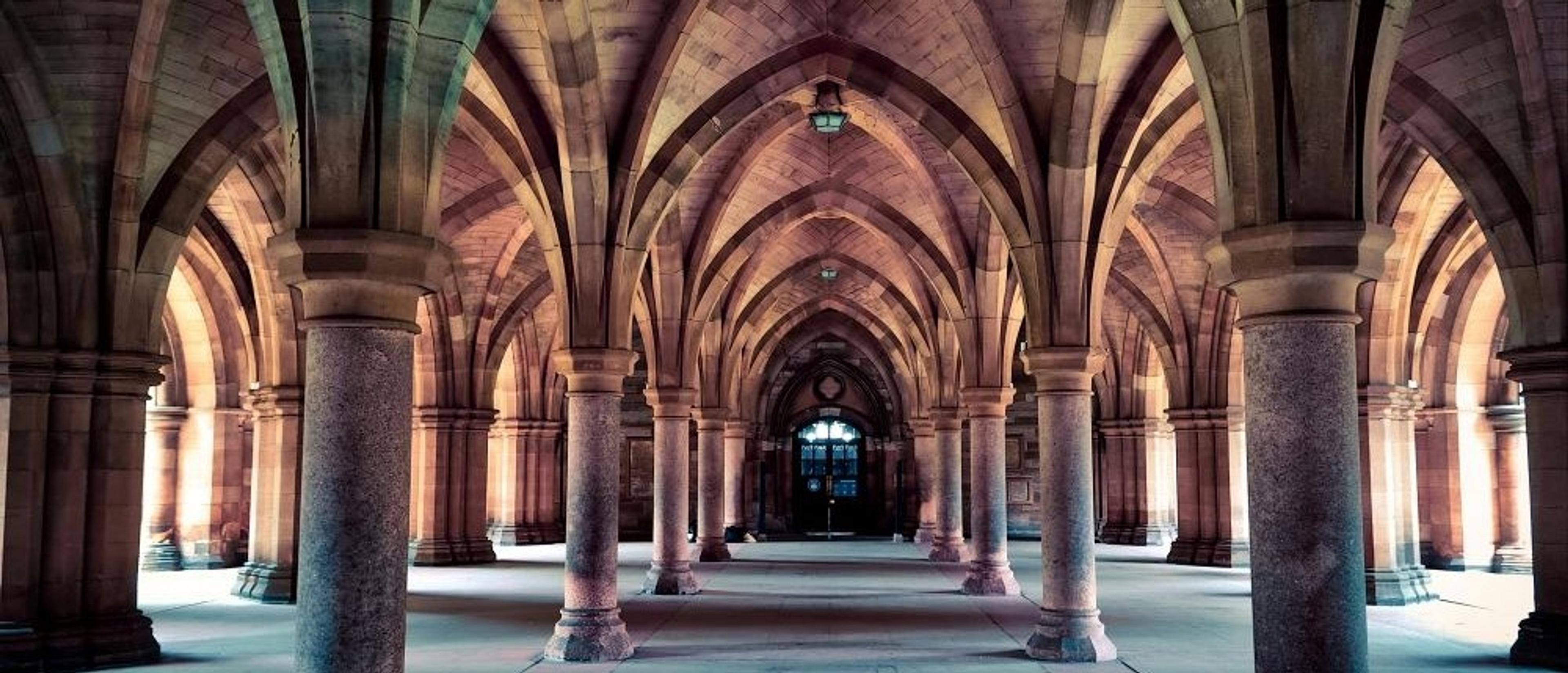 Glasgow, Scotland  in $580s-$610s RT 
