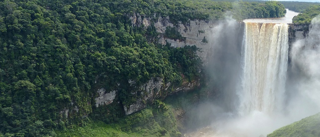 Guyana 🌴 in £500s-£590s rtn