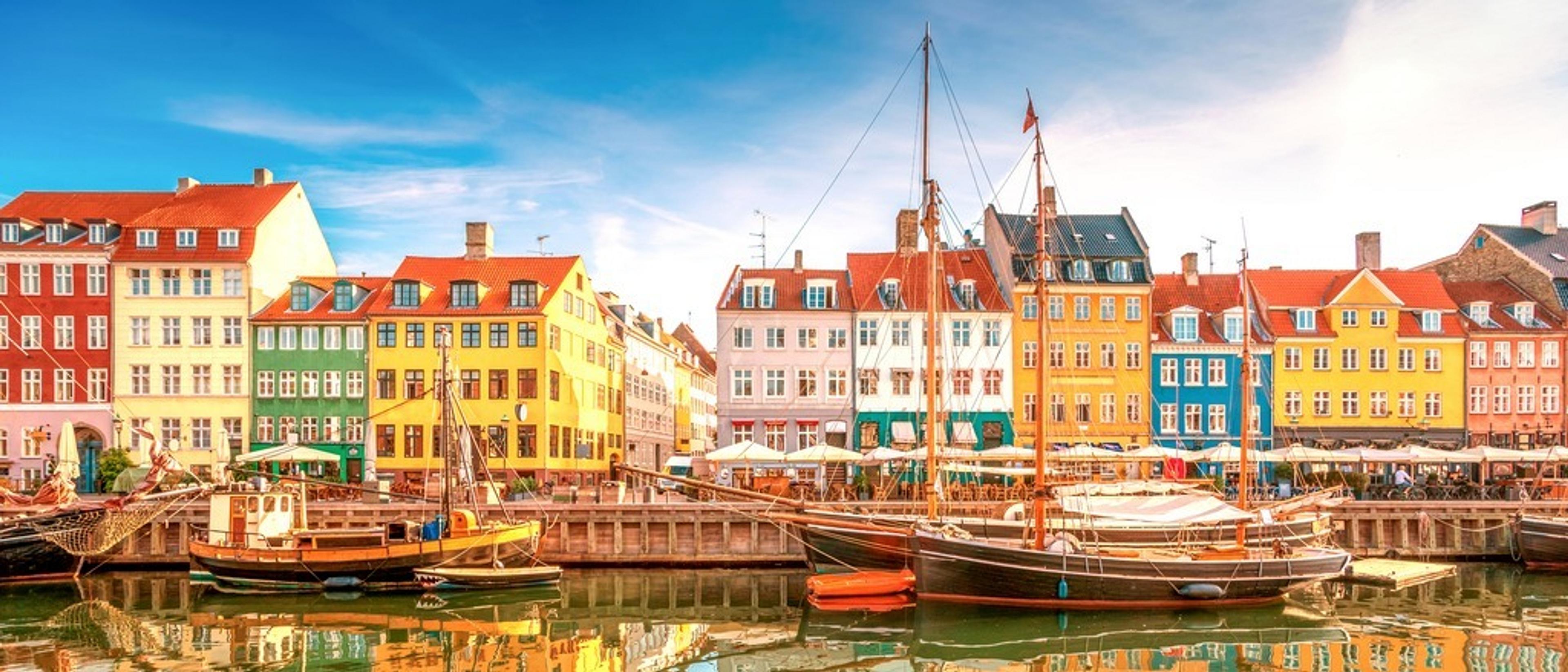 Europe 🏰 in $360s-$480s RT