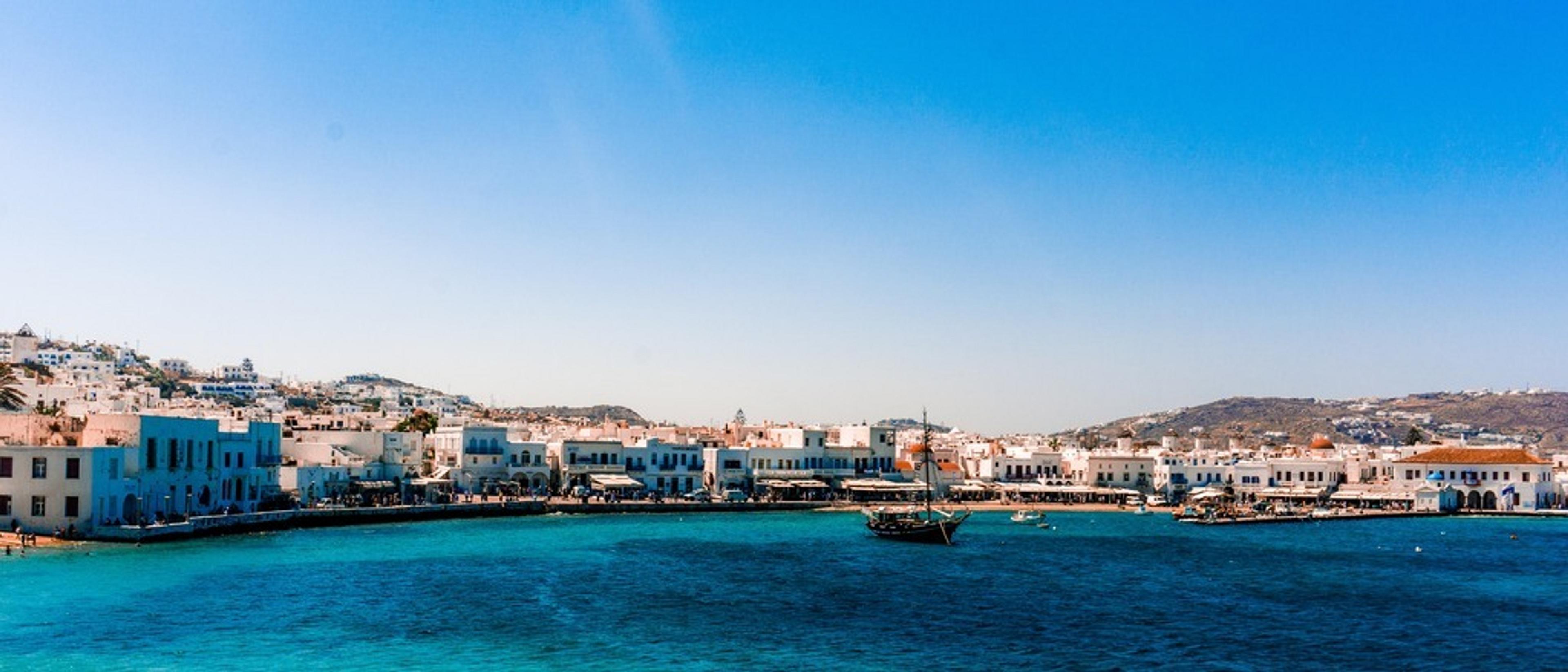 Greece 🌊 in £50s-£110s rtn